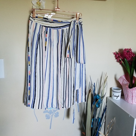 Striped Anthropolgie Wrap Skirt Medium - Picture 4 of 8
